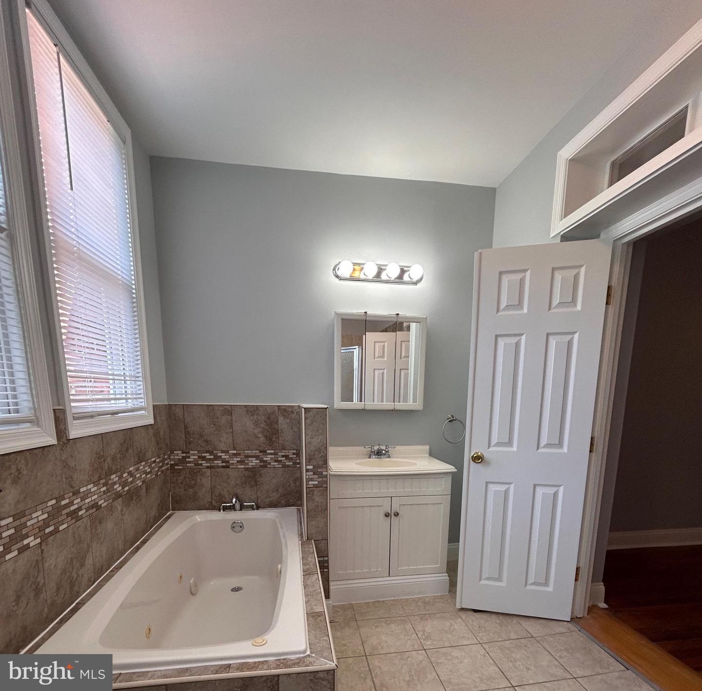 530 Rose Hill Ter Property Photo 22