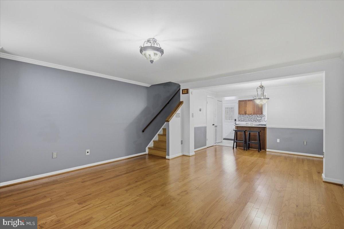1024 N Central Ave Property Photo 5
