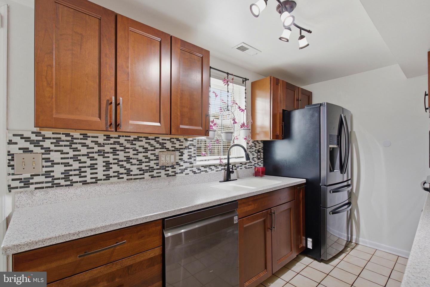 1024 N Central Ave Property Photo 11