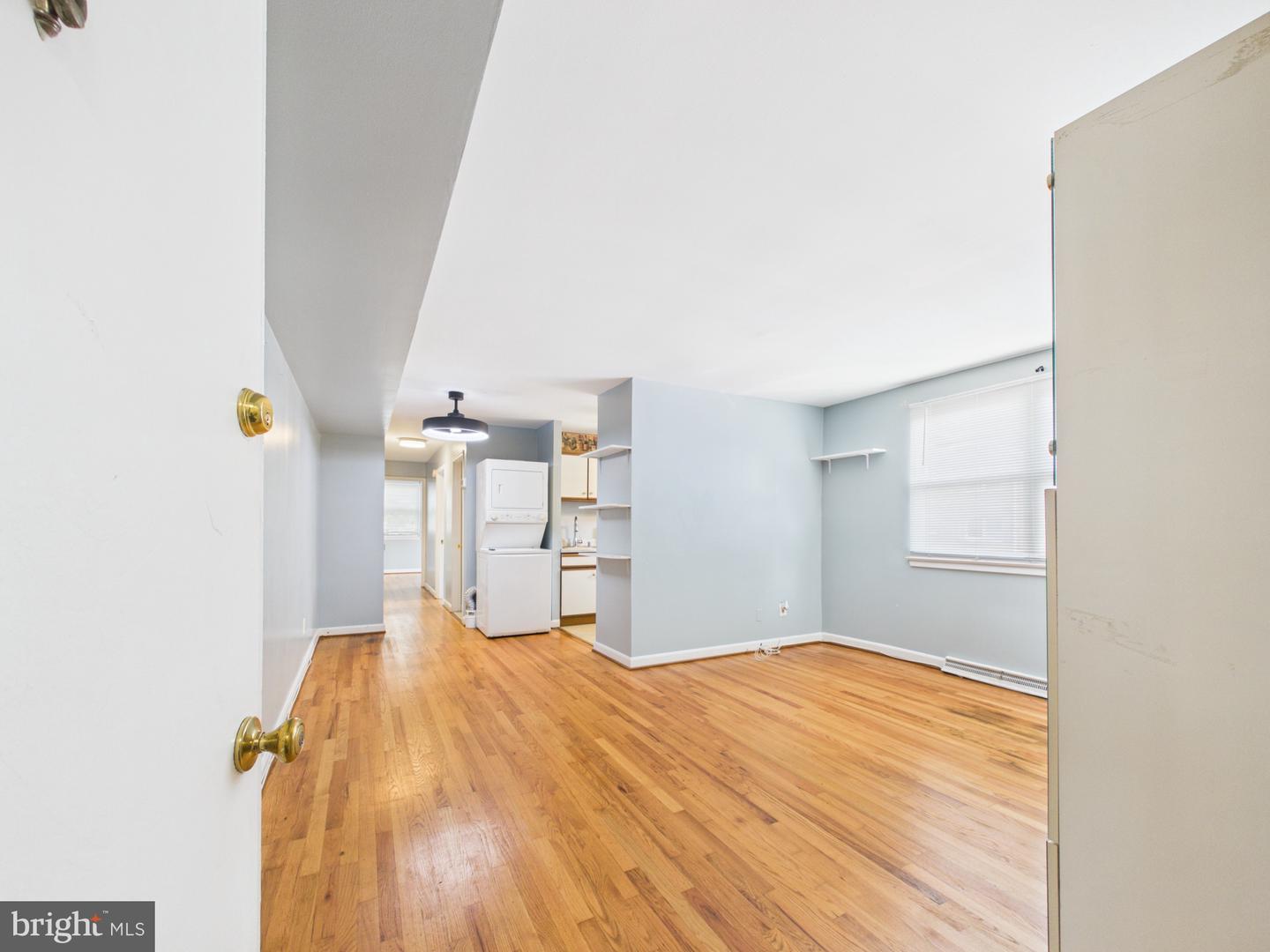 4414 Falls Bridge Dr #d Property Photo 5