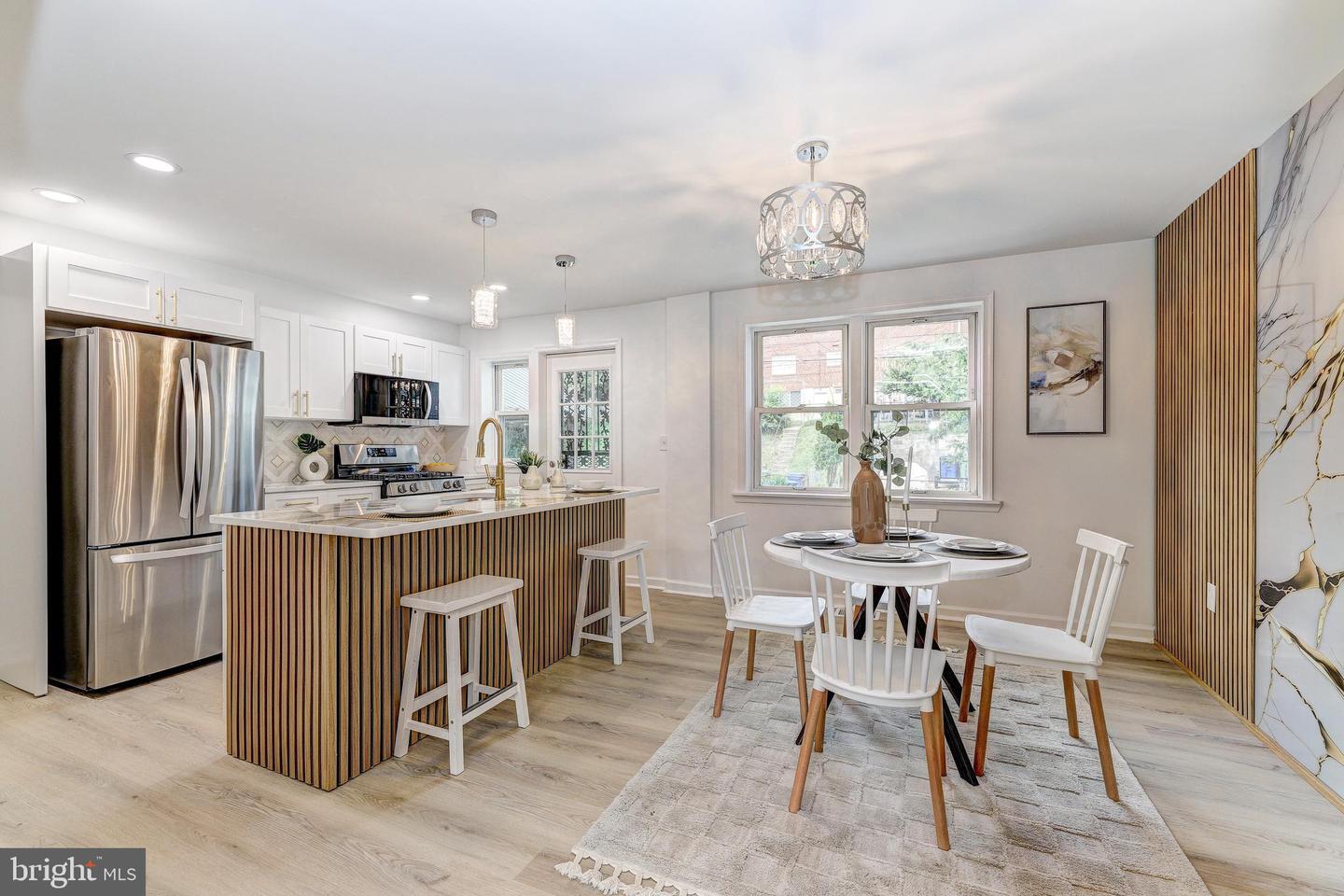 1028 Reverdy Rd Property Photo 1