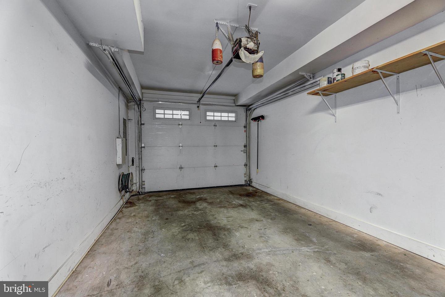 1724 Fleet St Property Photo 26
