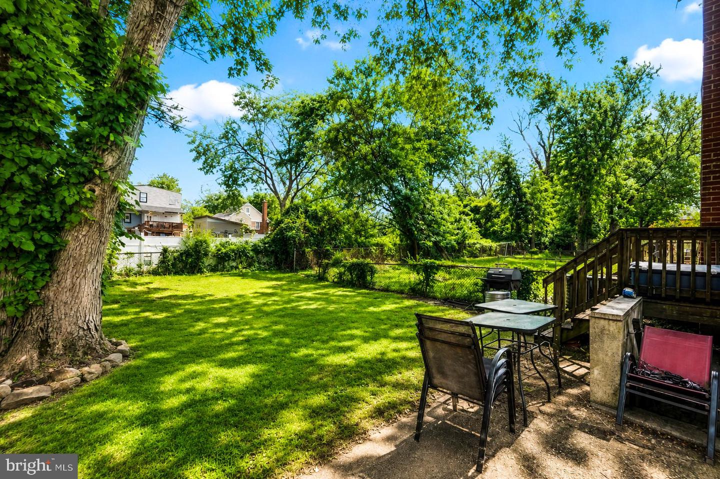 MDBA2225886 Property Photo 3