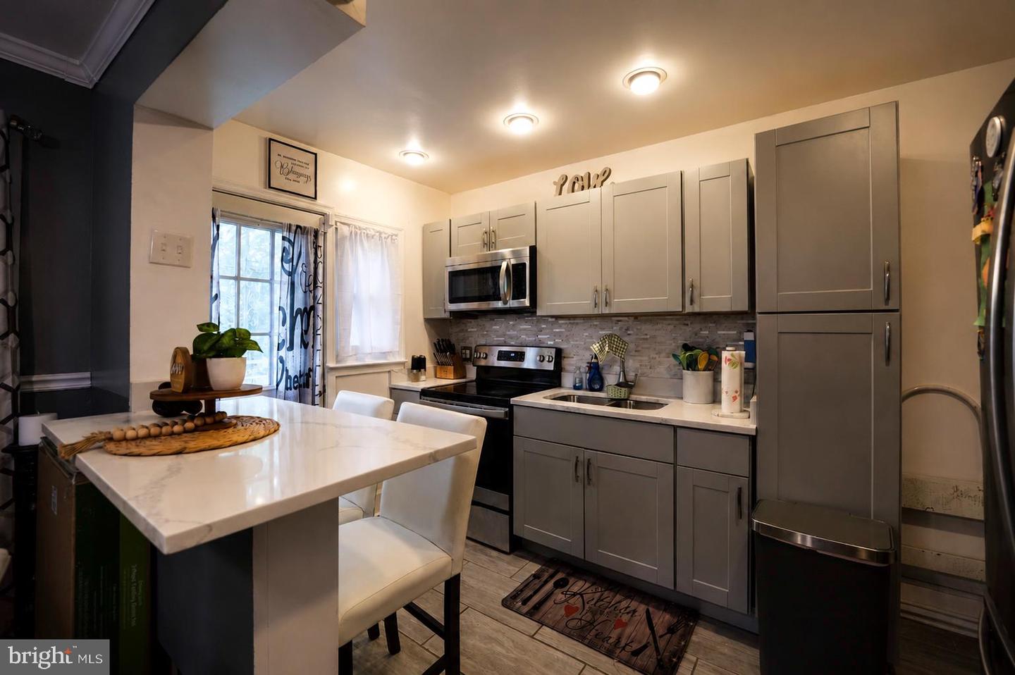 MDBA2225886 Property Photo 10