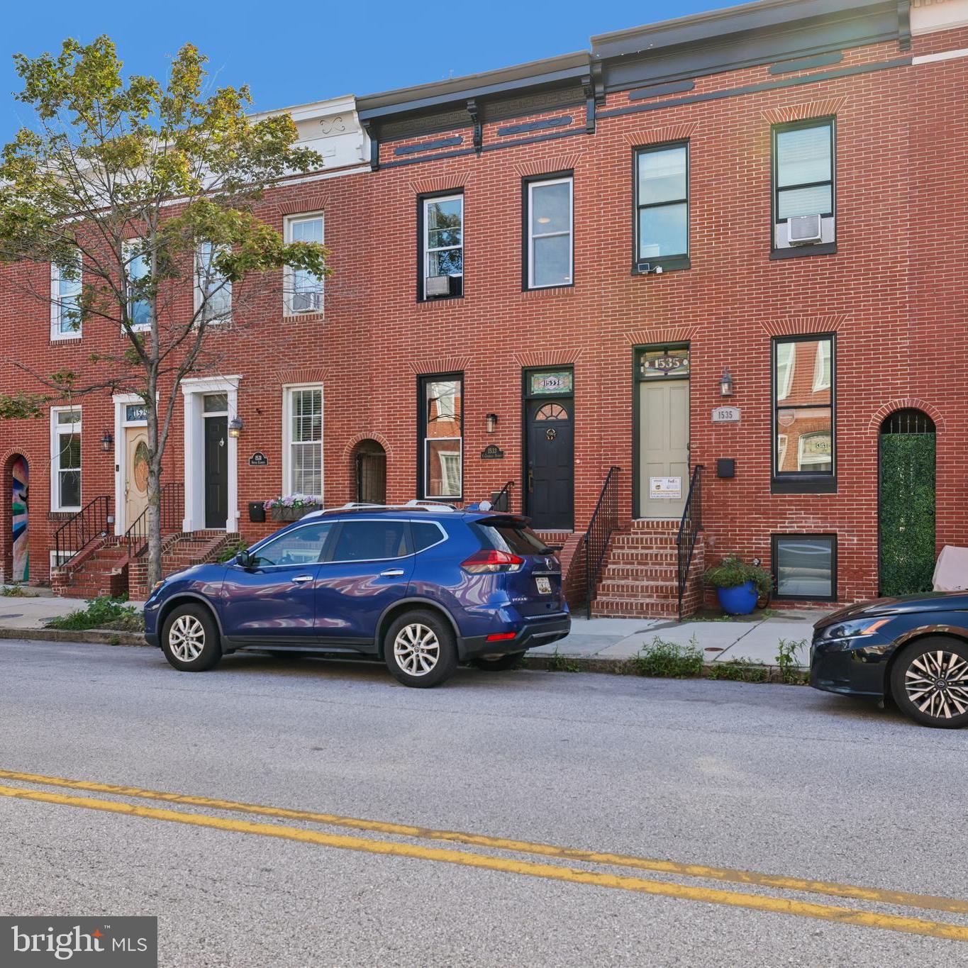 1533 S CHARLES ST Property Photo 1