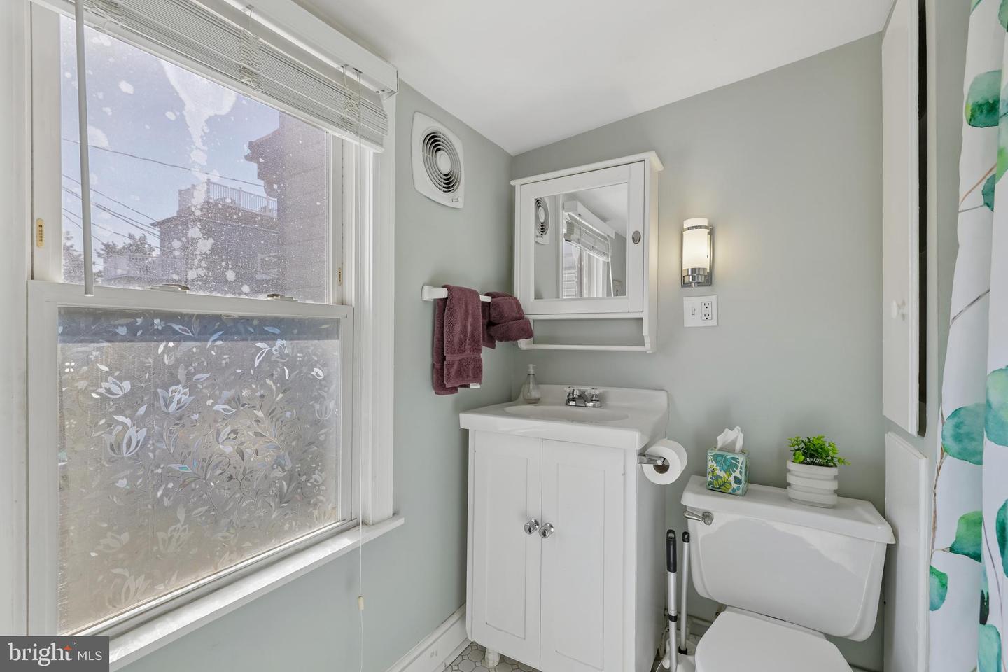 1533 S Charles St Property Photo 30