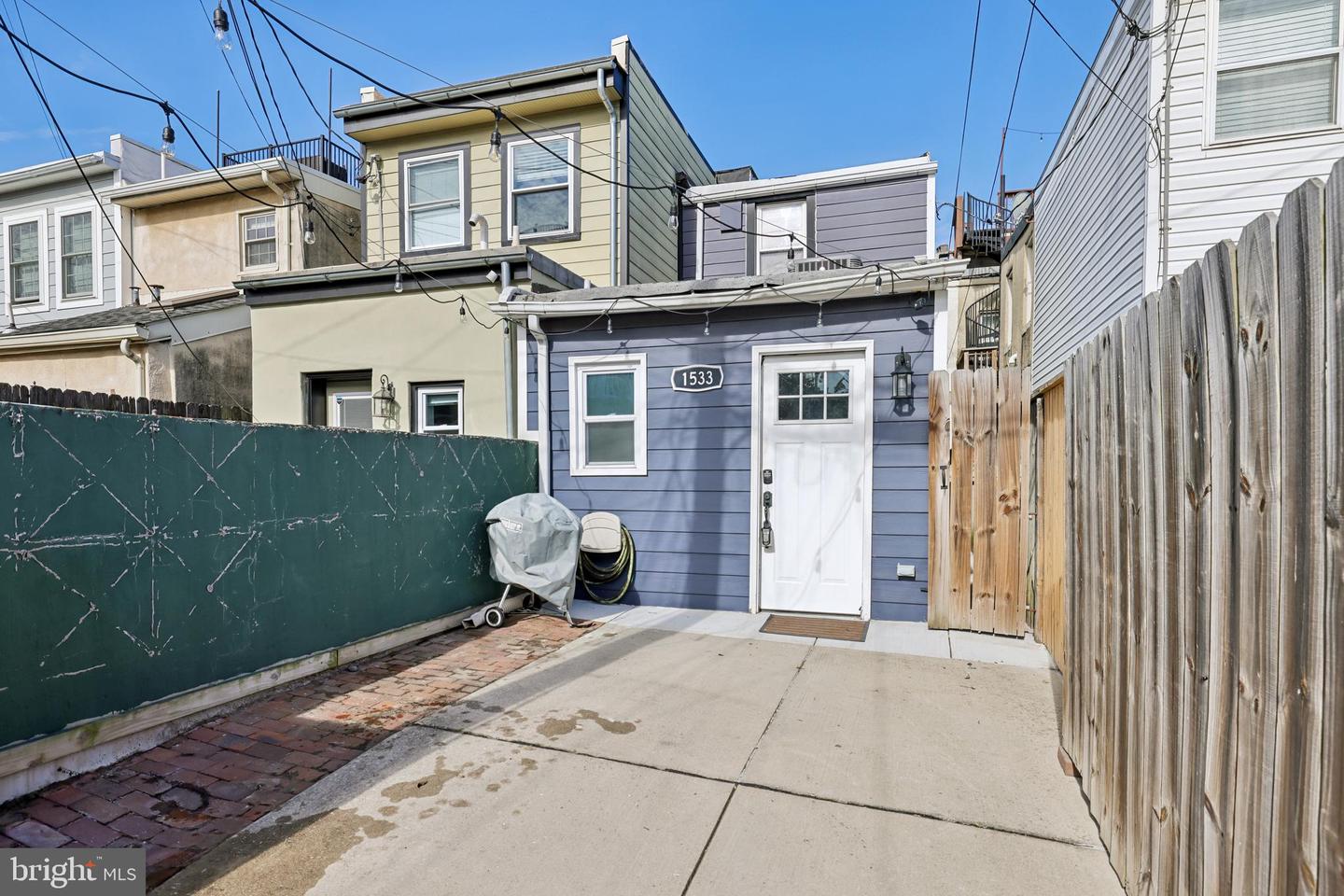 1533 S Charles St Property Photo 32
