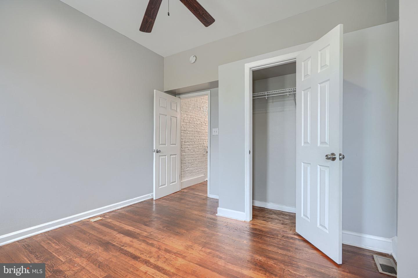 1204 W Cross St W Property Photo 16