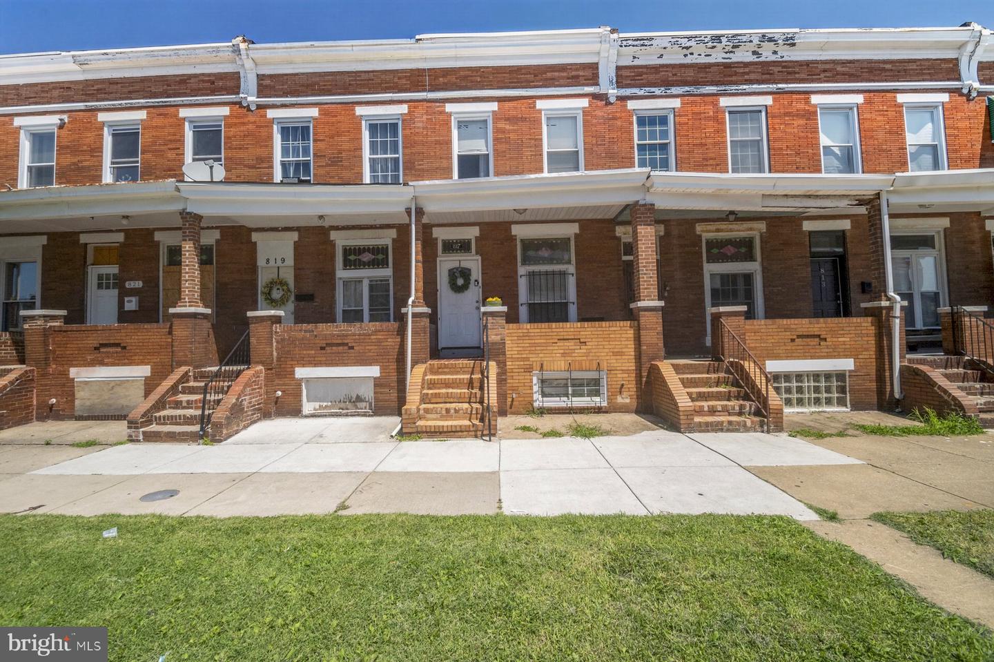817 N LINWOOD AVE