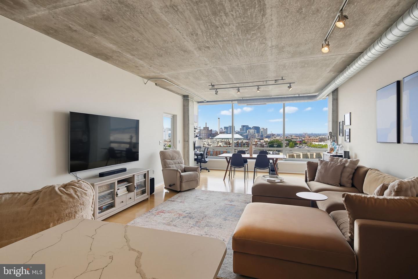 1200 Steuart St #630 Property Photo 4