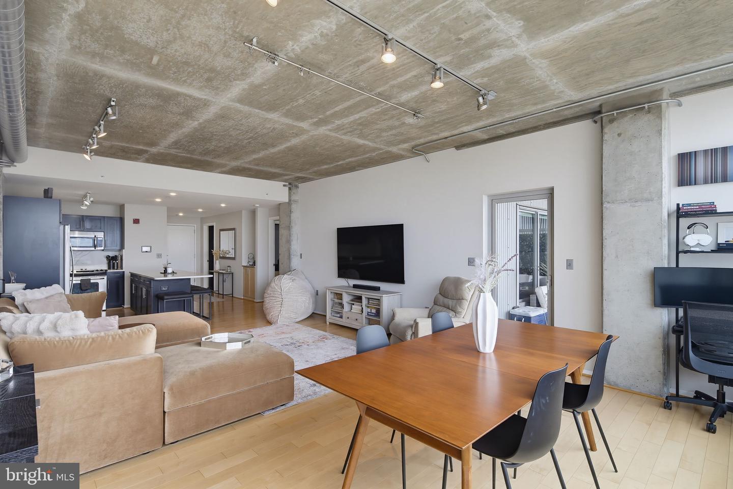 1200 Steuart St #630 Property Photo 8