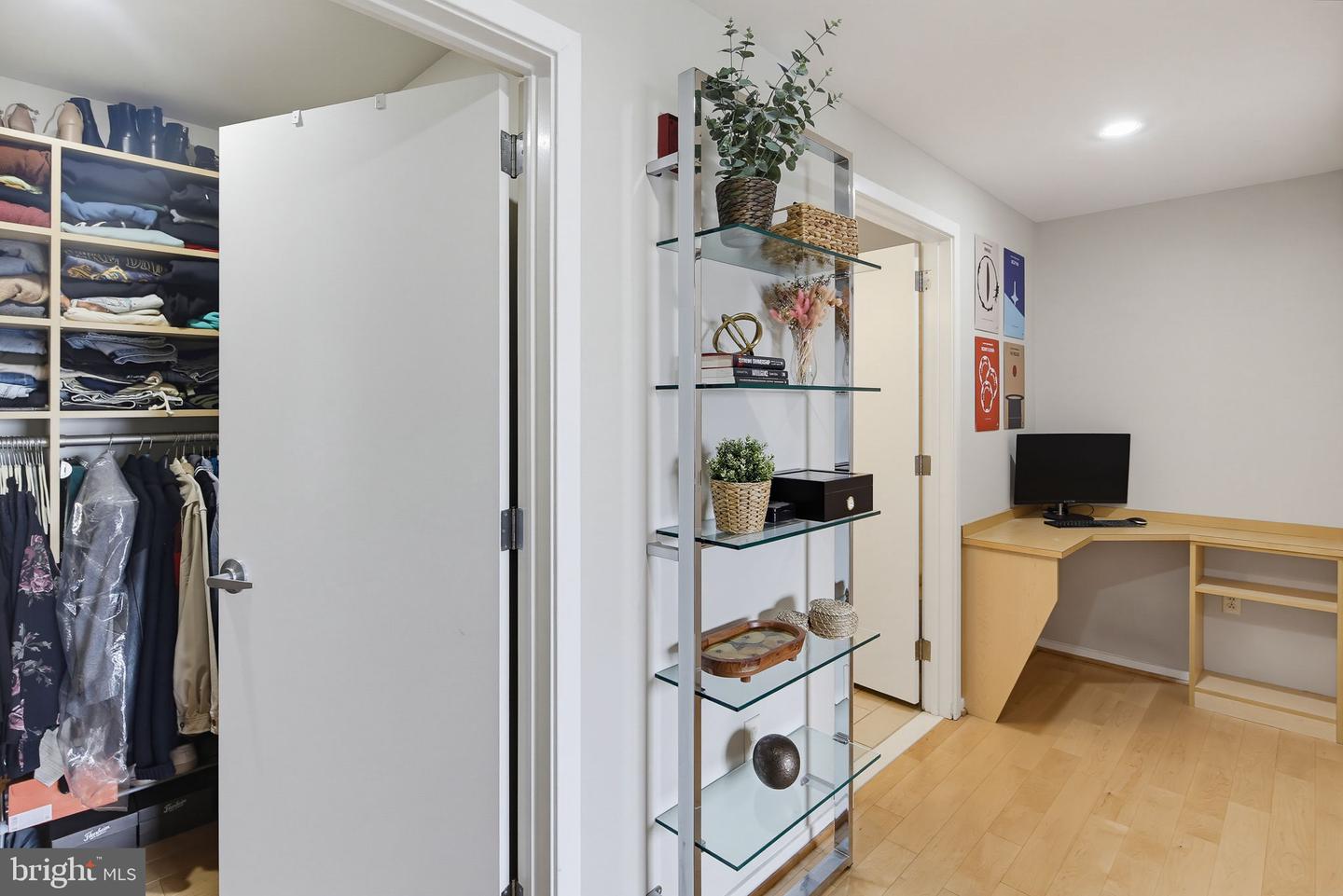1200 Steuart St #630 Property Photo 18