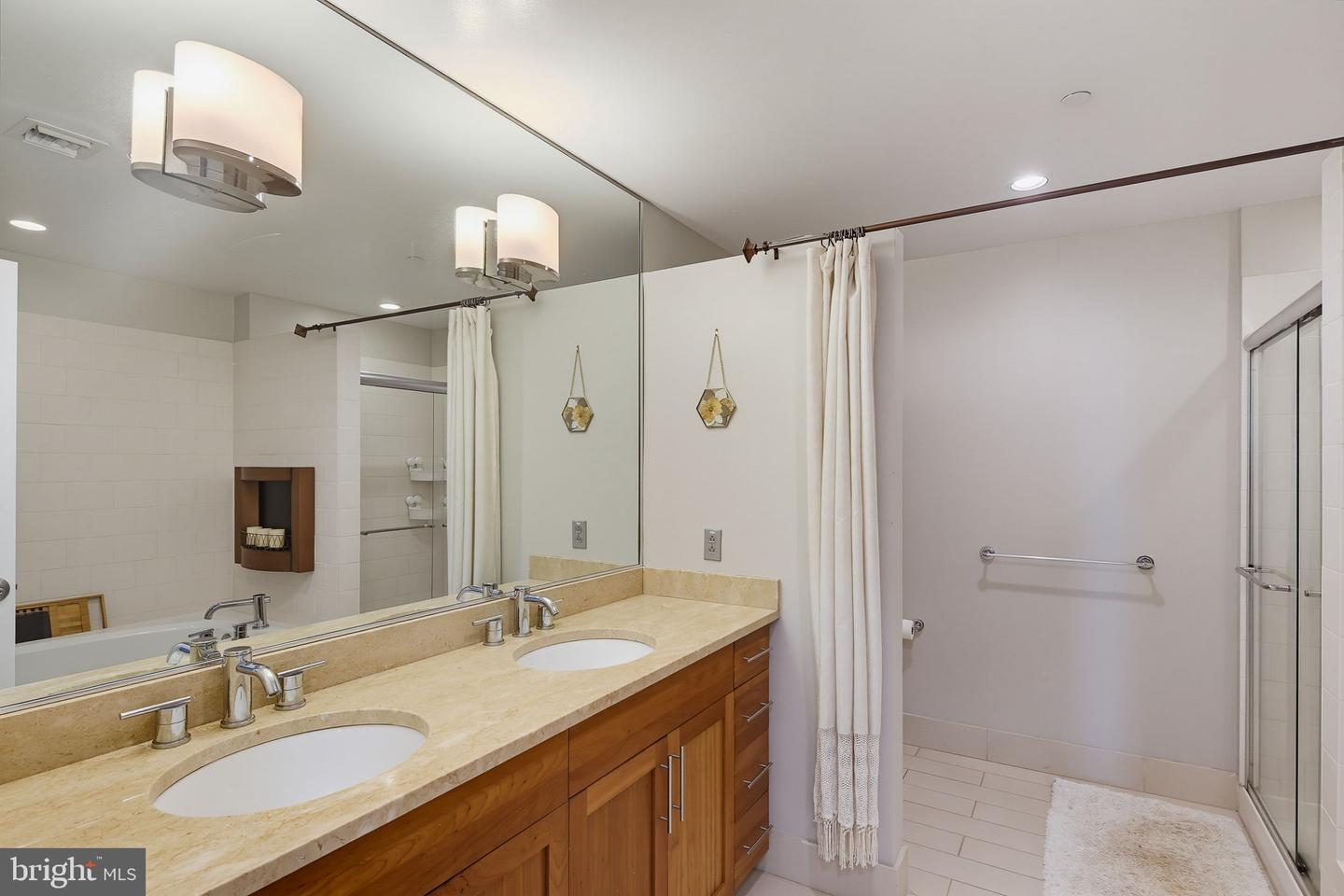 1200 Steuart St #630 Property Photo 20