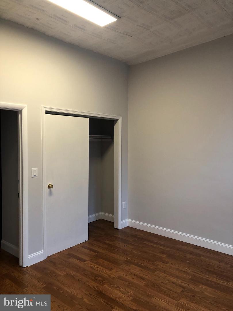 123 W Mulberry St #b Property Photo 4