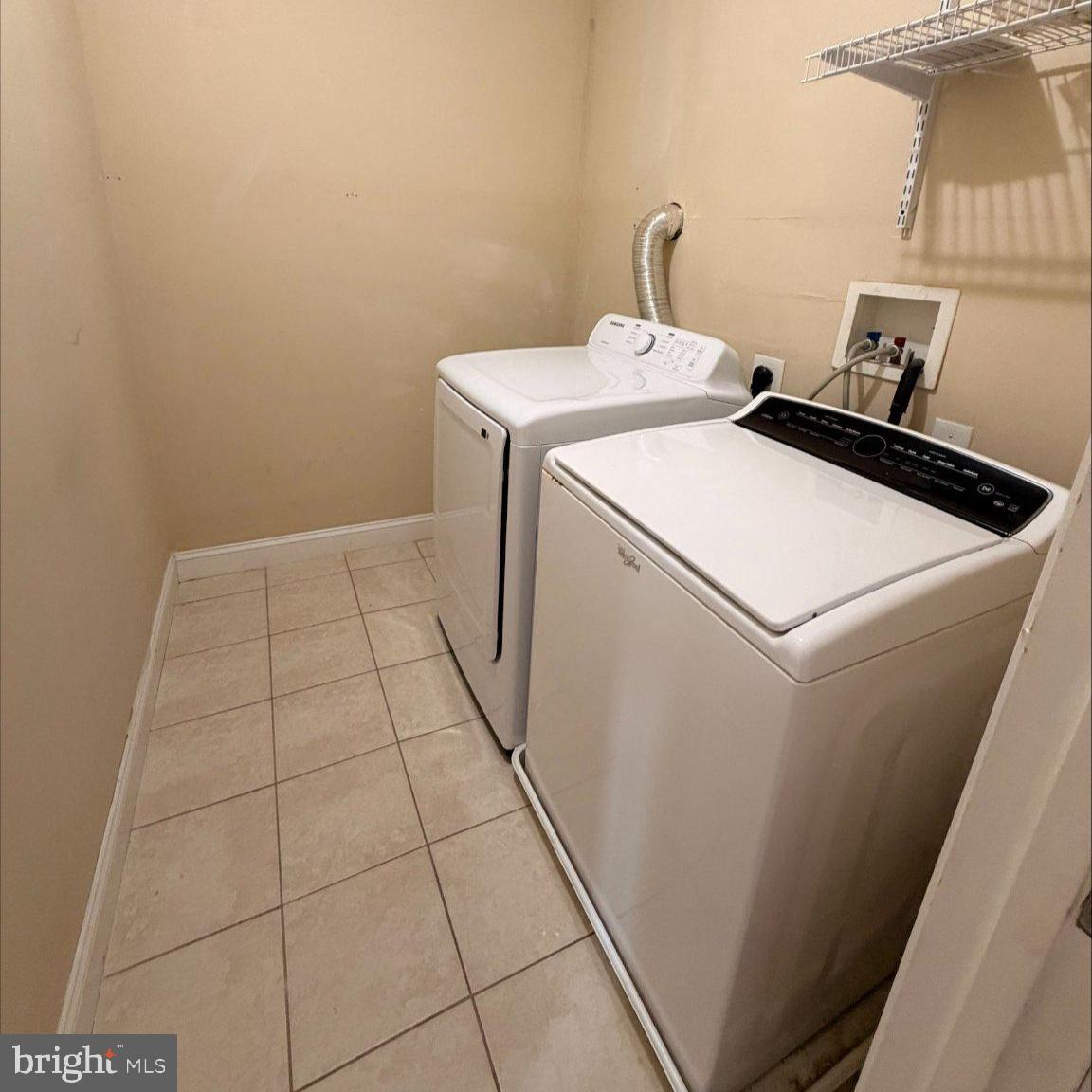 1120 N Eden St N Property Photo 12