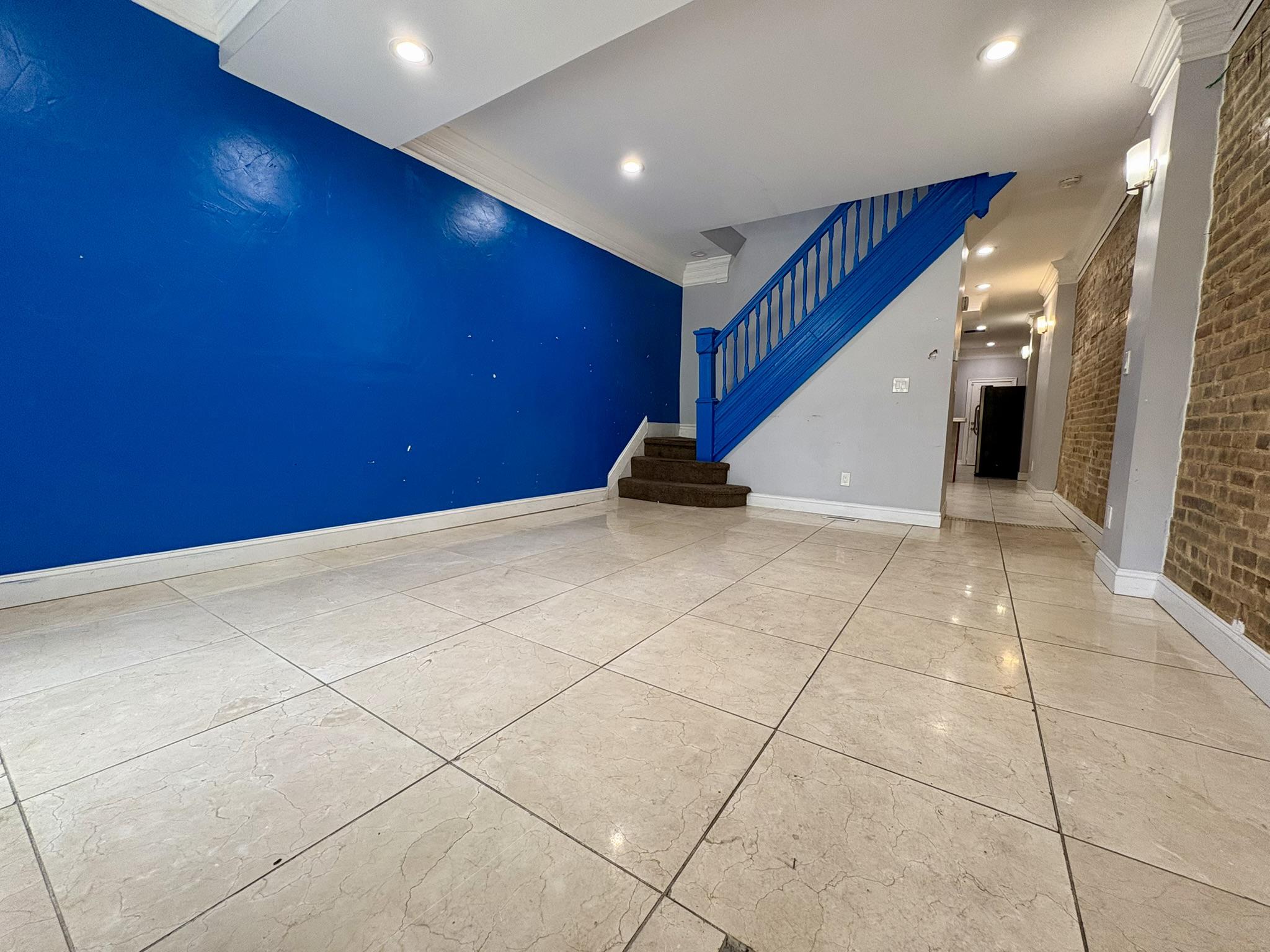 8 S Payson St Property Photo 4