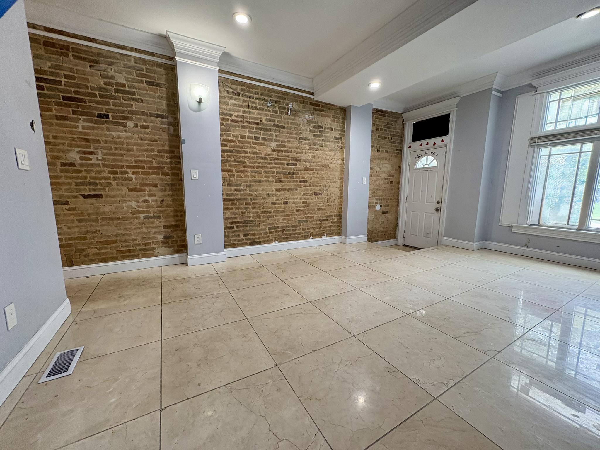 8 S Payson St Property Photo 5