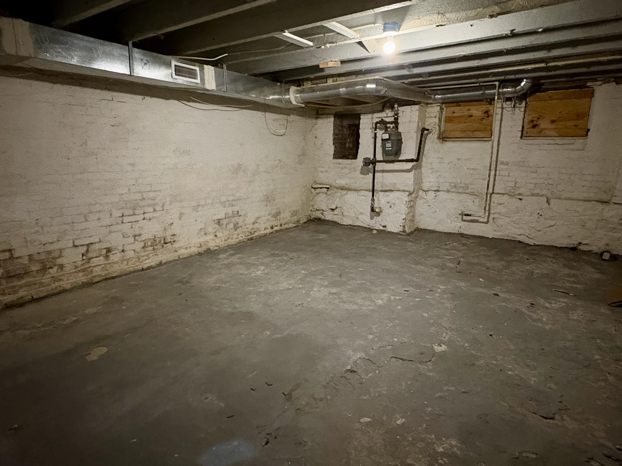 8 S Payson St Property Photo 15