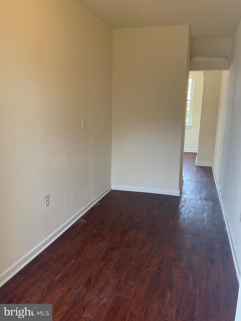 2525 Barclay St Property Photo 10