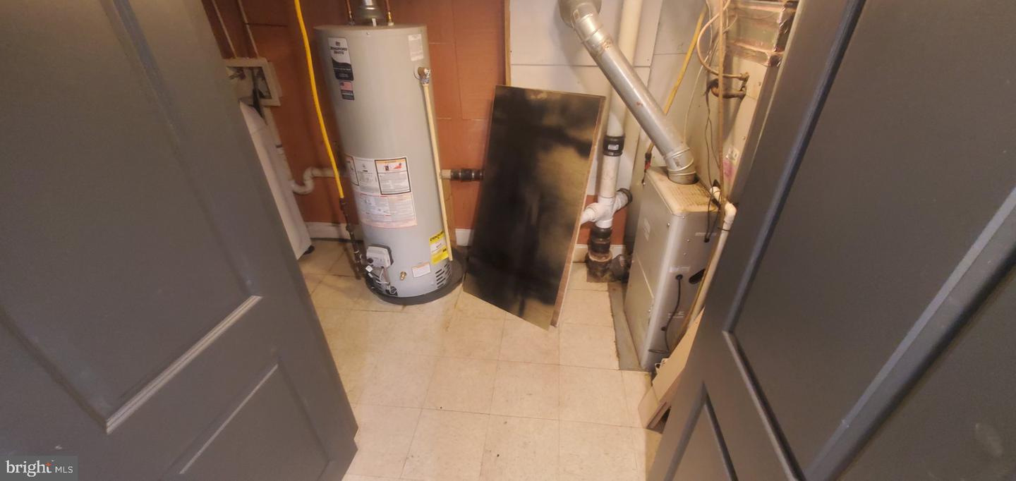 4213 Berger Ave Property Photo 53