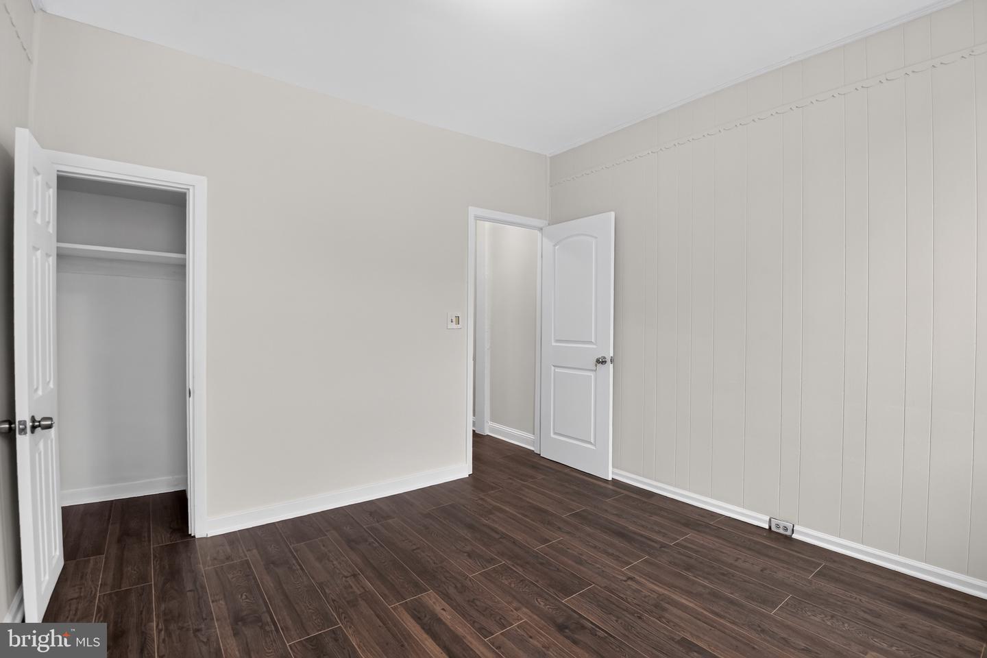 511 N Port St Property Photo 12