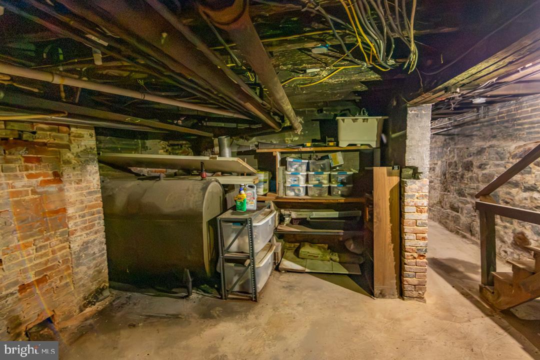11 S Broadway Property Photo 20