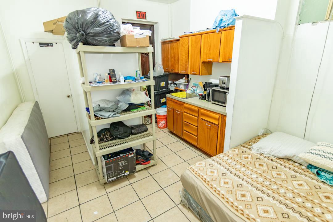 11 S Broadway Property Photo 24
