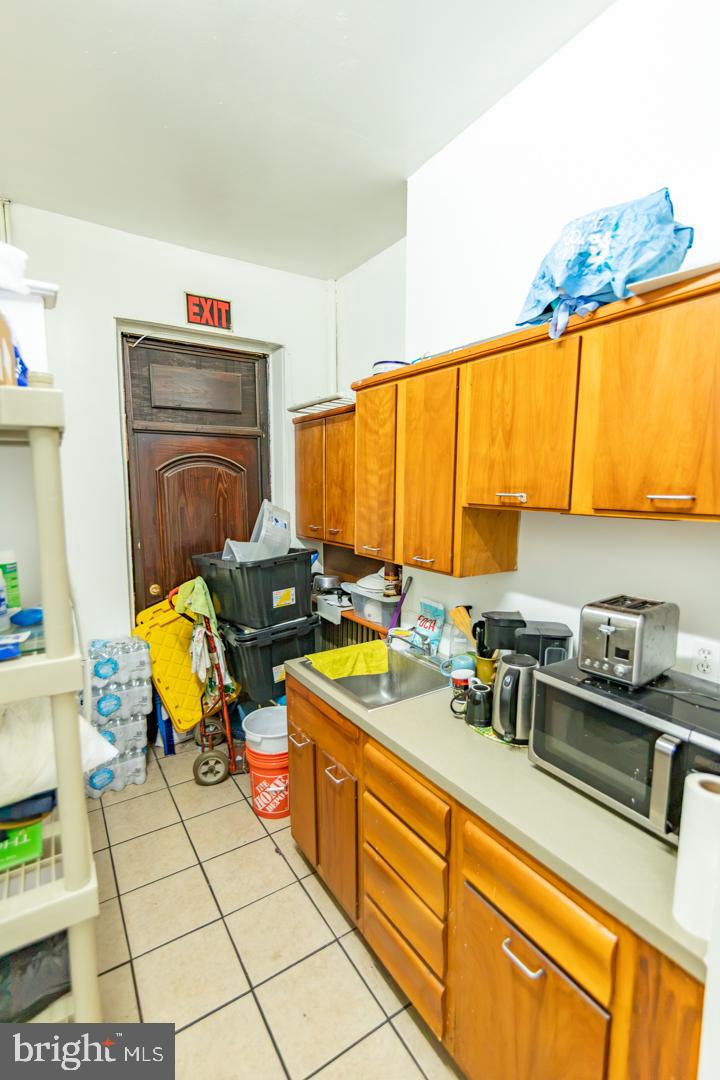11 S Broadway Property Photo 25