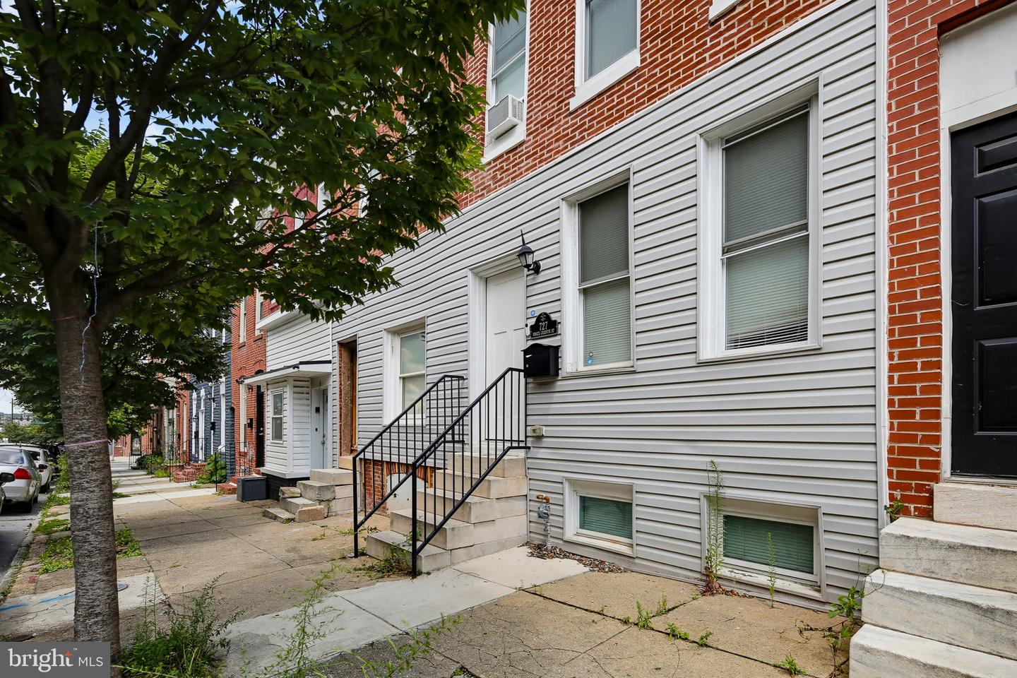 727 N Chester St Property Photo 1
