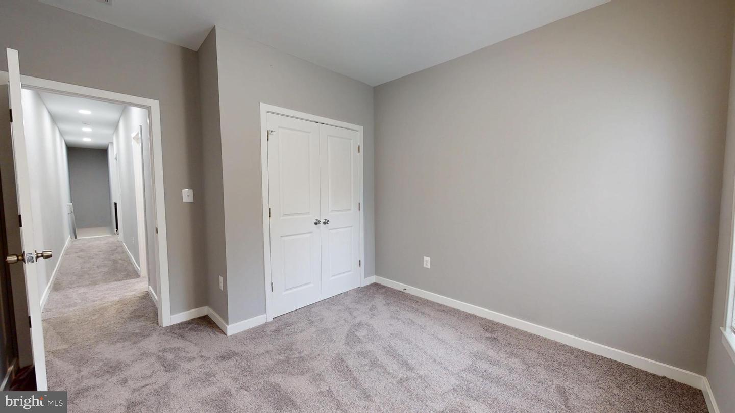 2931 Clifton Ave Property Photo 18