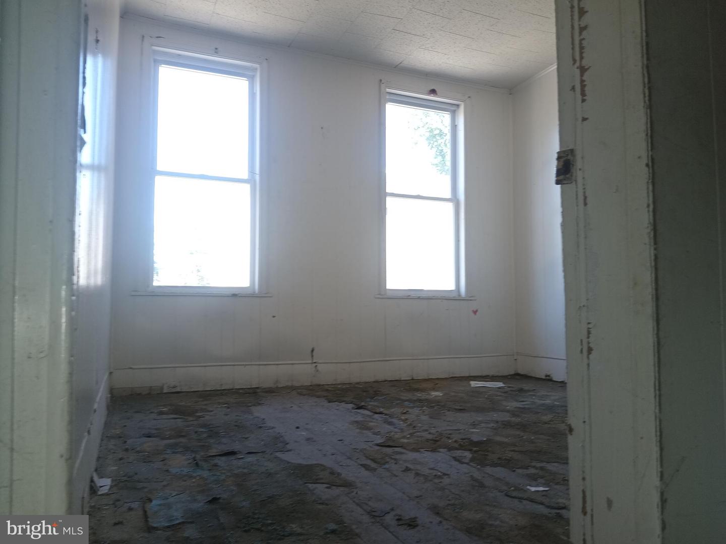 319 Furrow St Property Photo 7