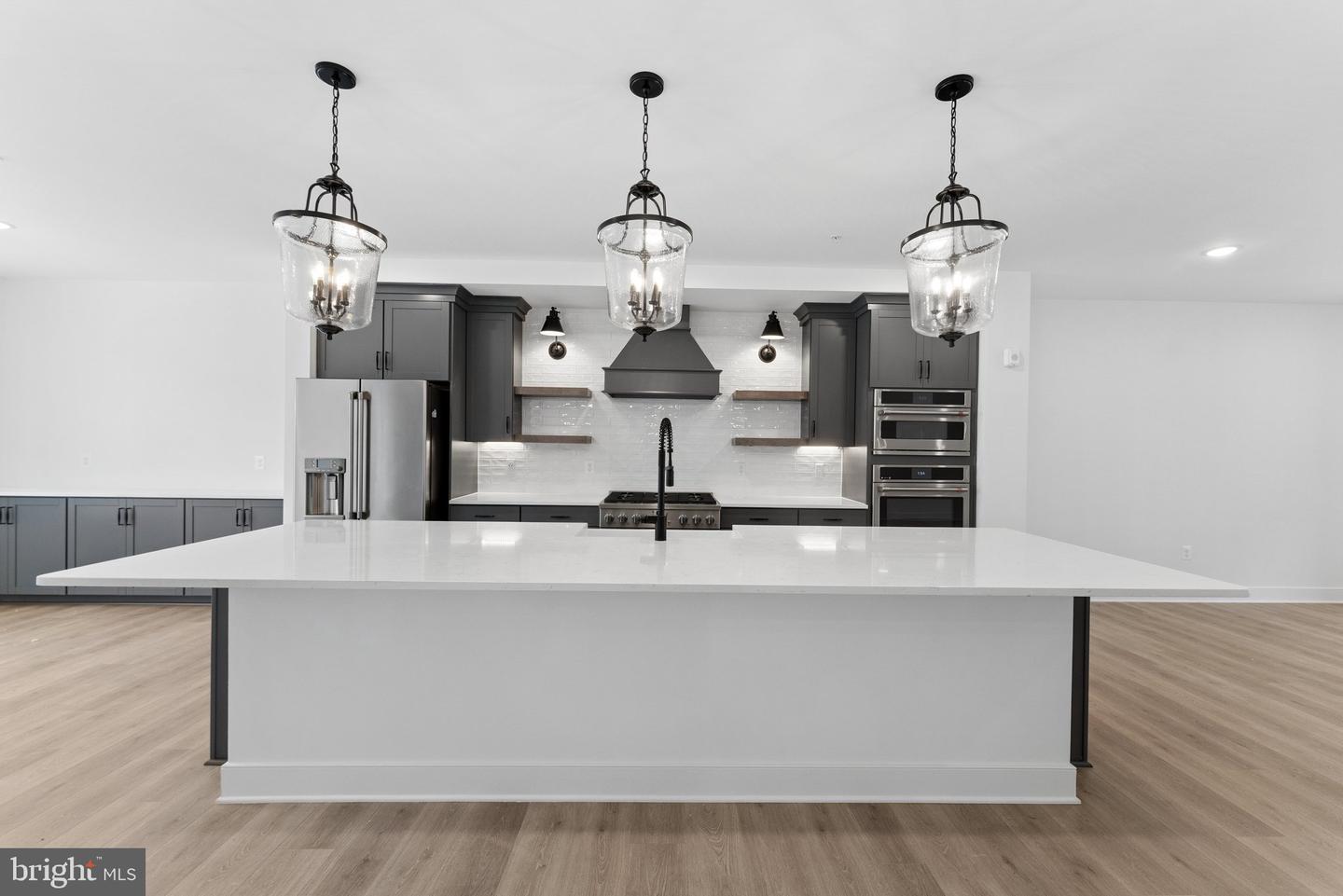 108b Locke St #lot 2019 Property Photo 2