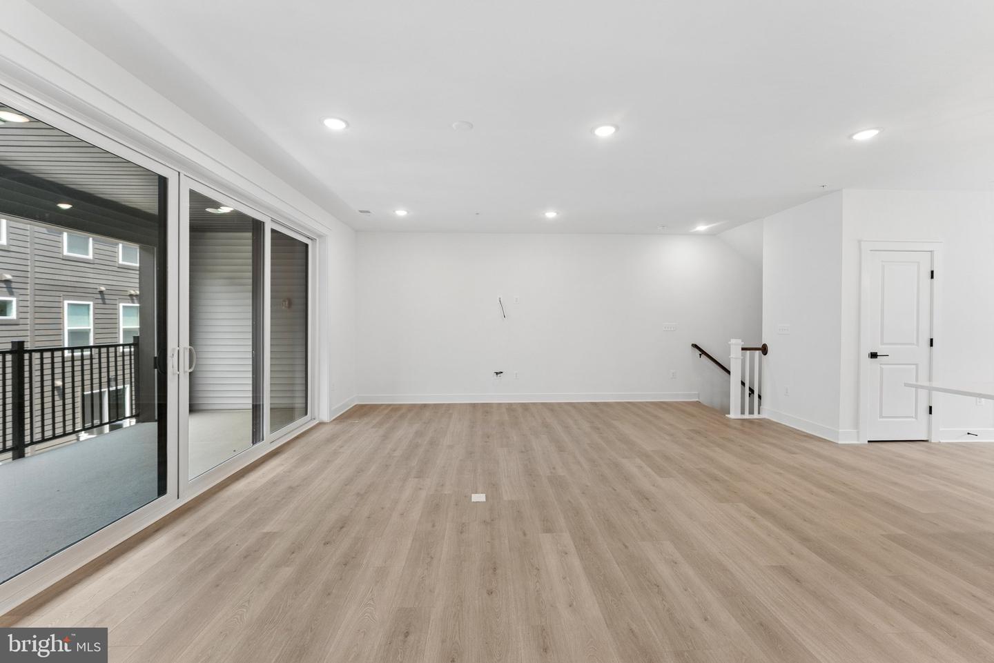 108b Locke St #lot 2019 Property Photo 3
