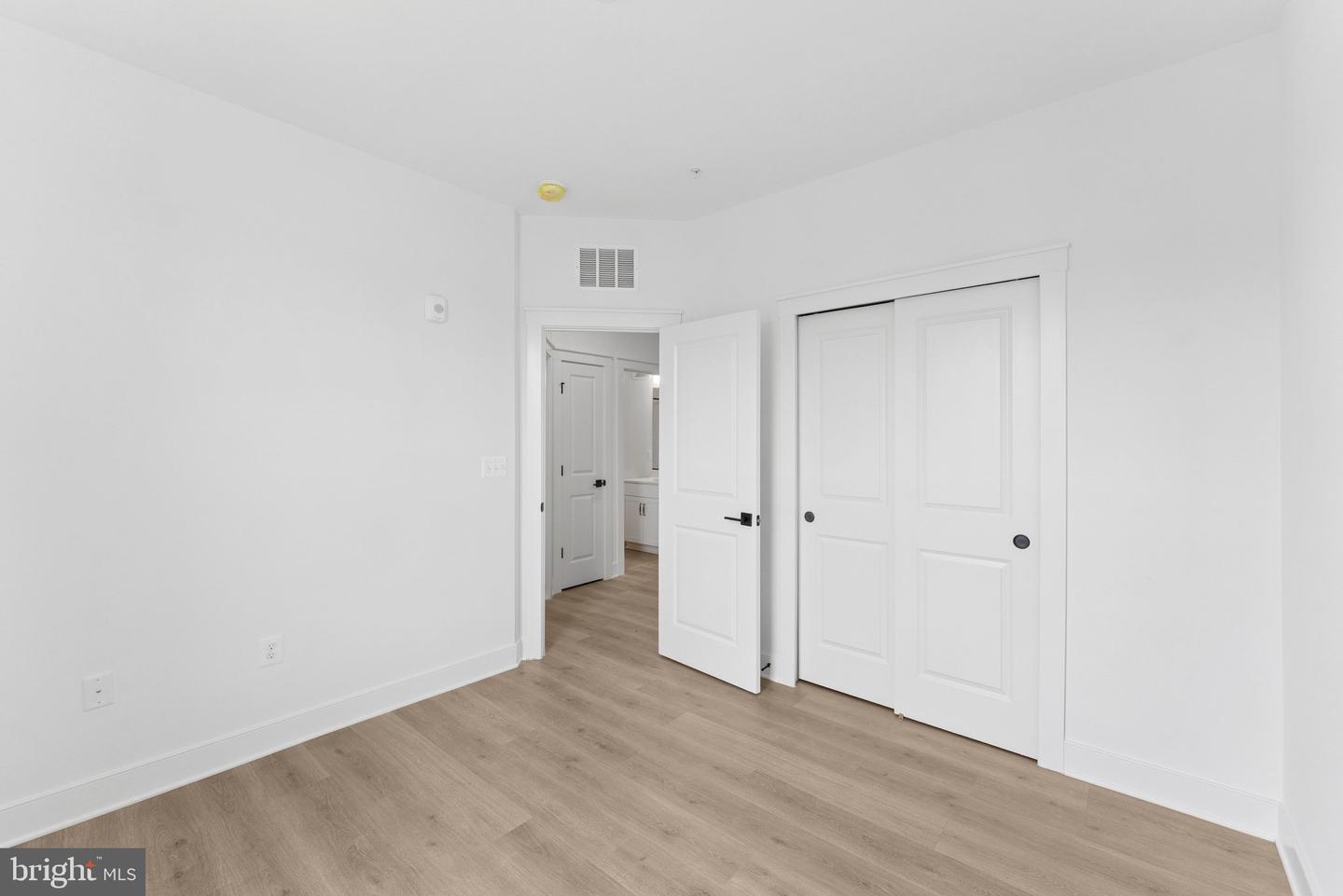 108b Locke St #lot 2019 Property Photo 11