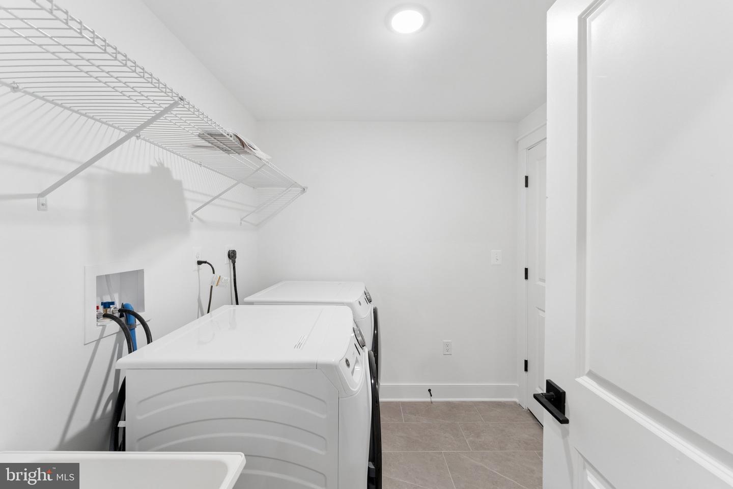 108b Locke St #lot 2019 Property Photo 16