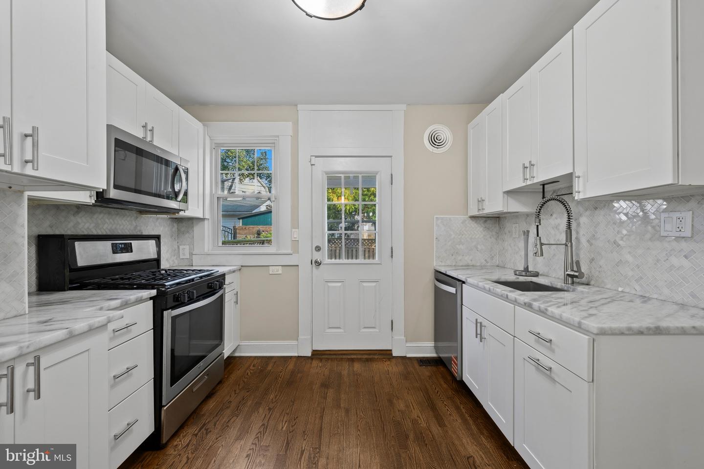 432 Kenneth Sq Property Photo 18
