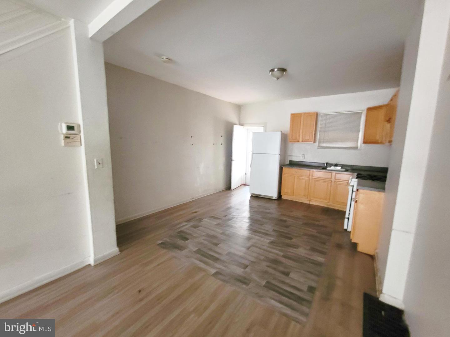 3004 Mcelderry St Property Photo 8