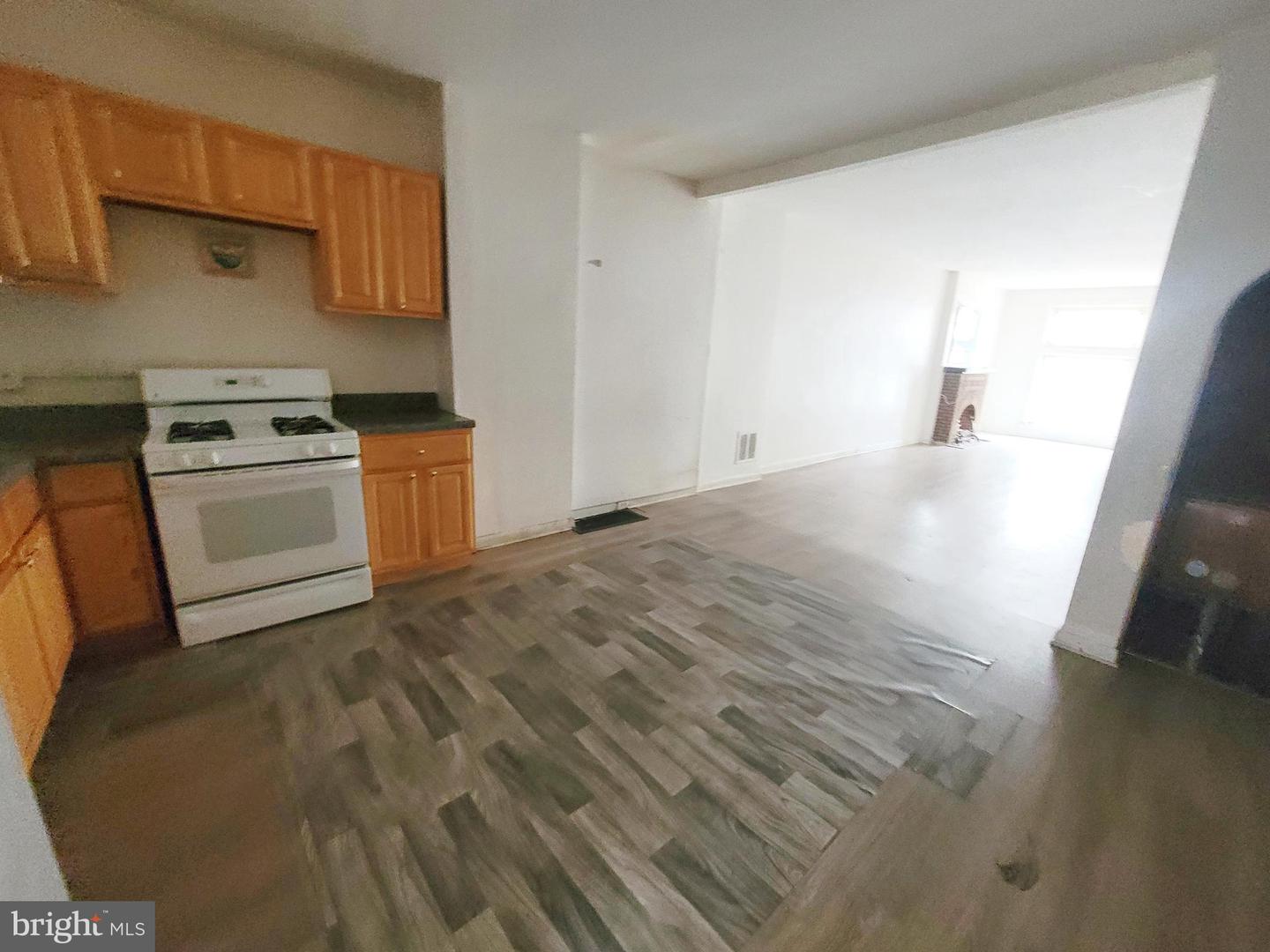 3004 Mcelderry St Property Photo 10