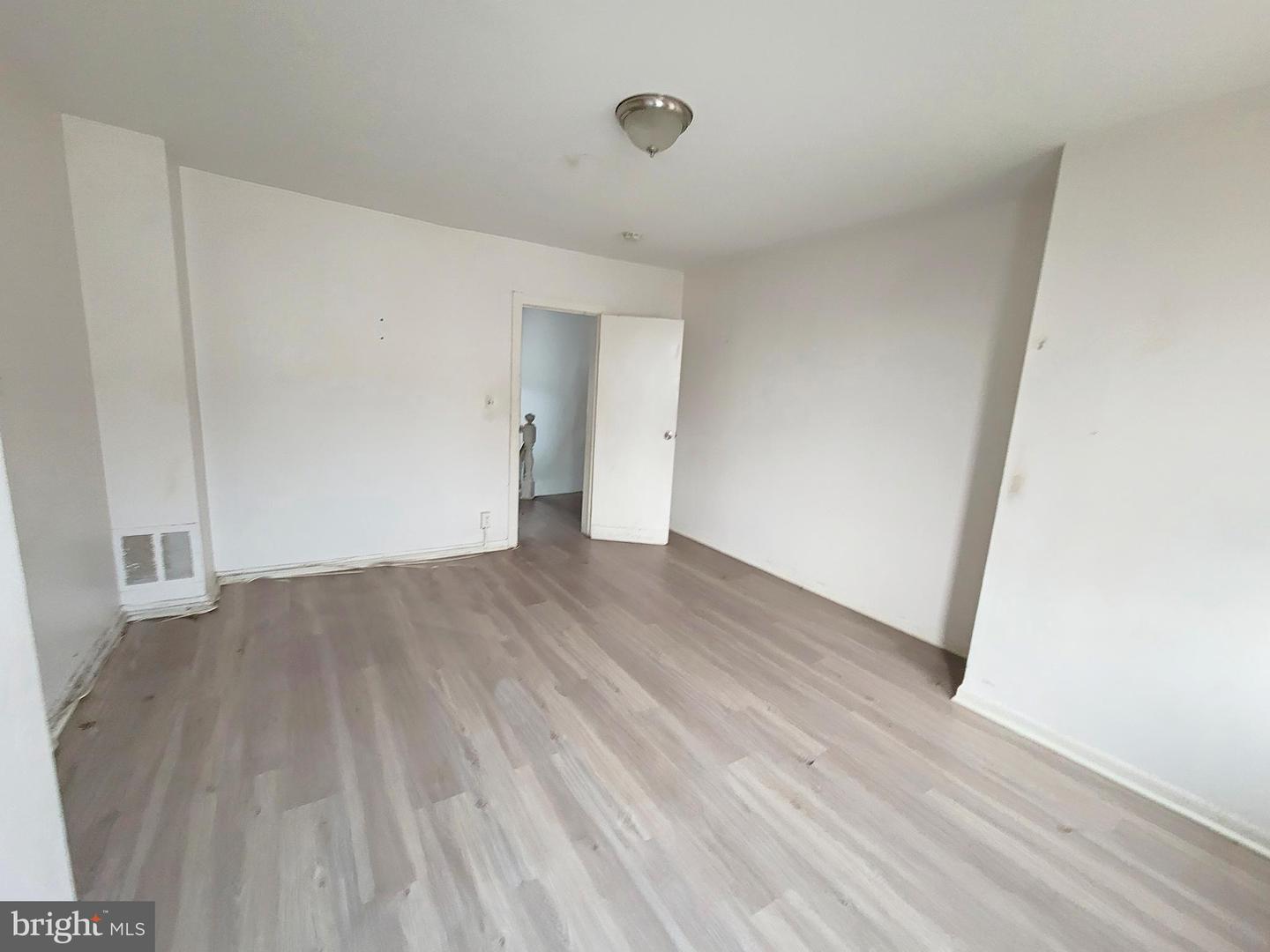 3004 Mcelderry St Property Photo 13