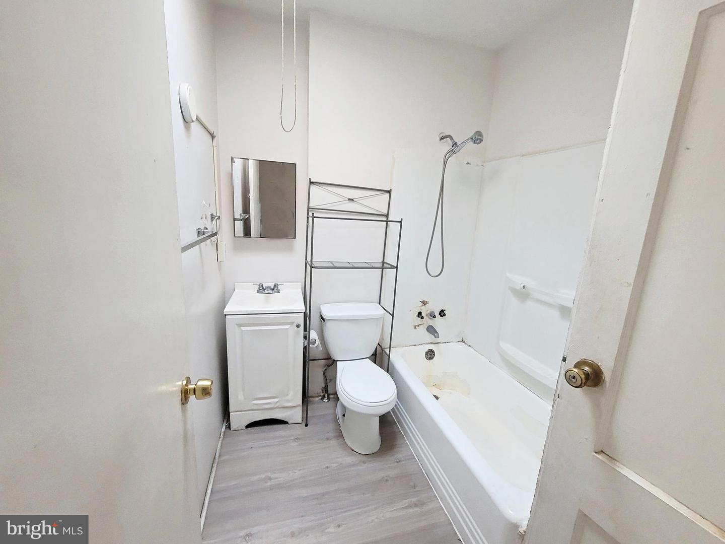 3004 Mcelderry St Property Photo 14