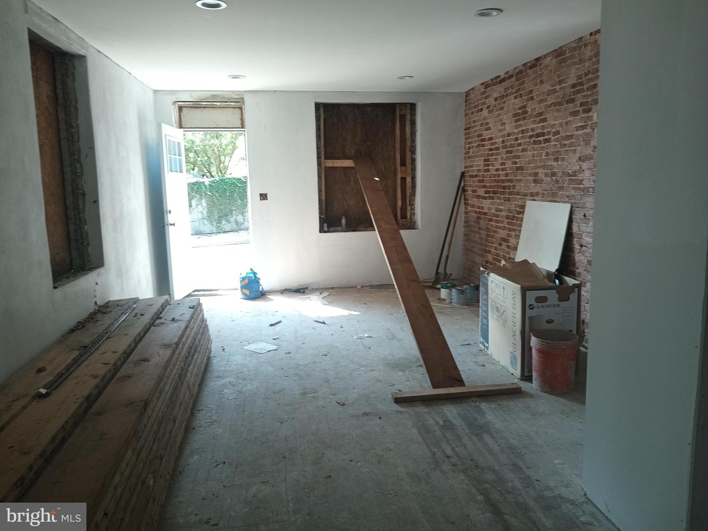 2510 Dulany St Property Photo 2