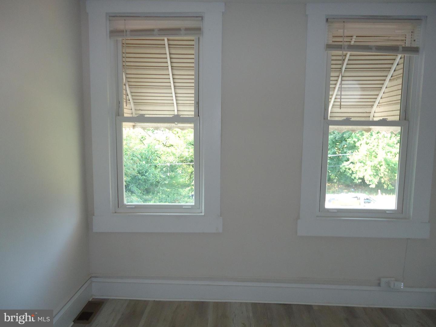 2807 Clifton Ave Property Photo 18