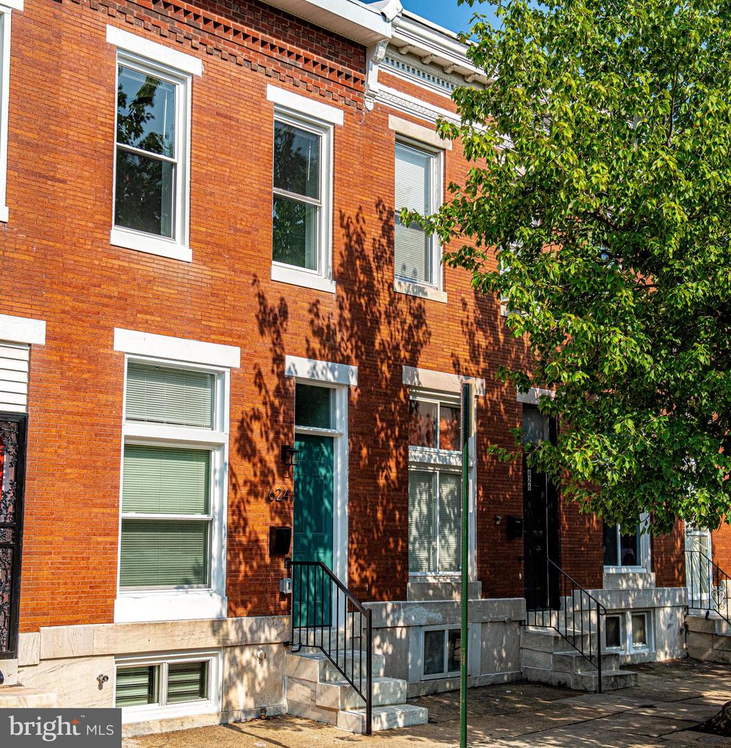 624 N Kenwood Ave Property Photo 3