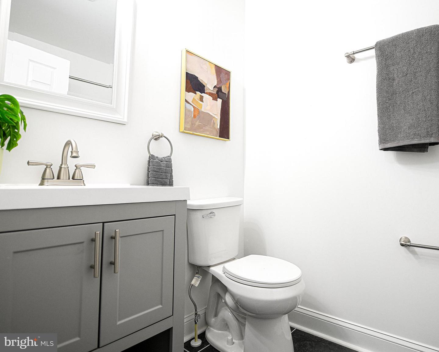 624 N Kenwood Ave Property Photo 16