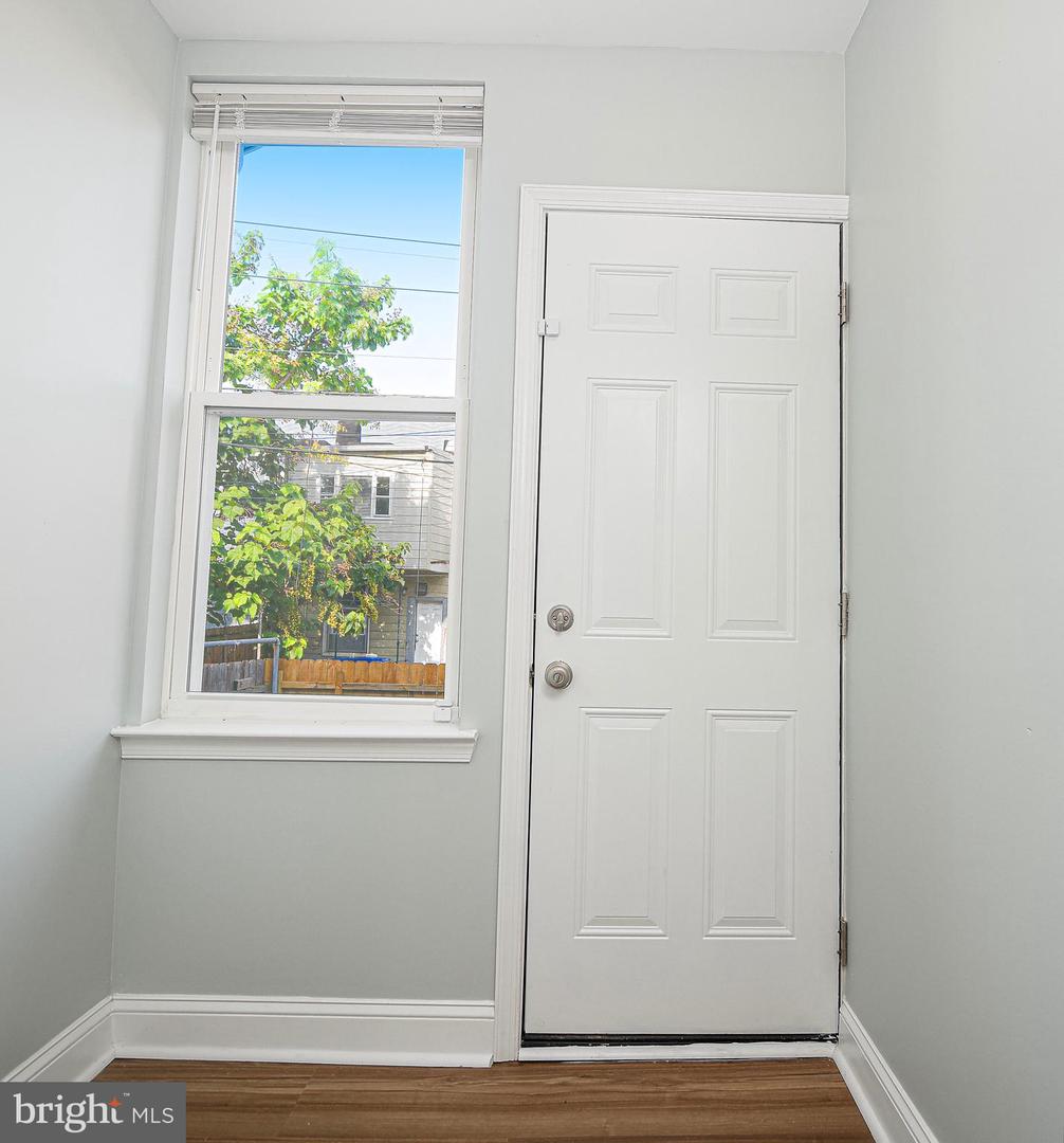 624 N Kenwood Ave Property Photo 26
