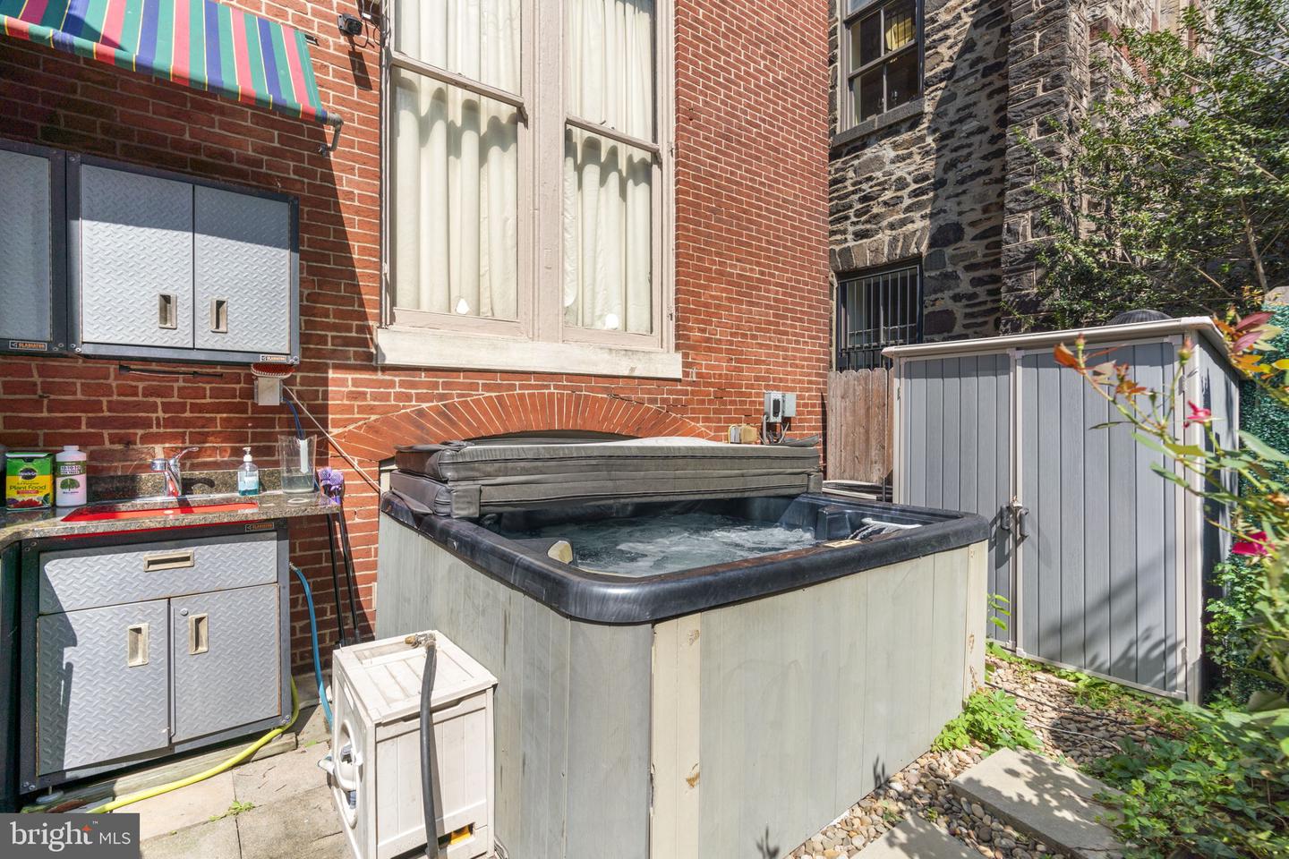 106 E Chase St Property Photo 64