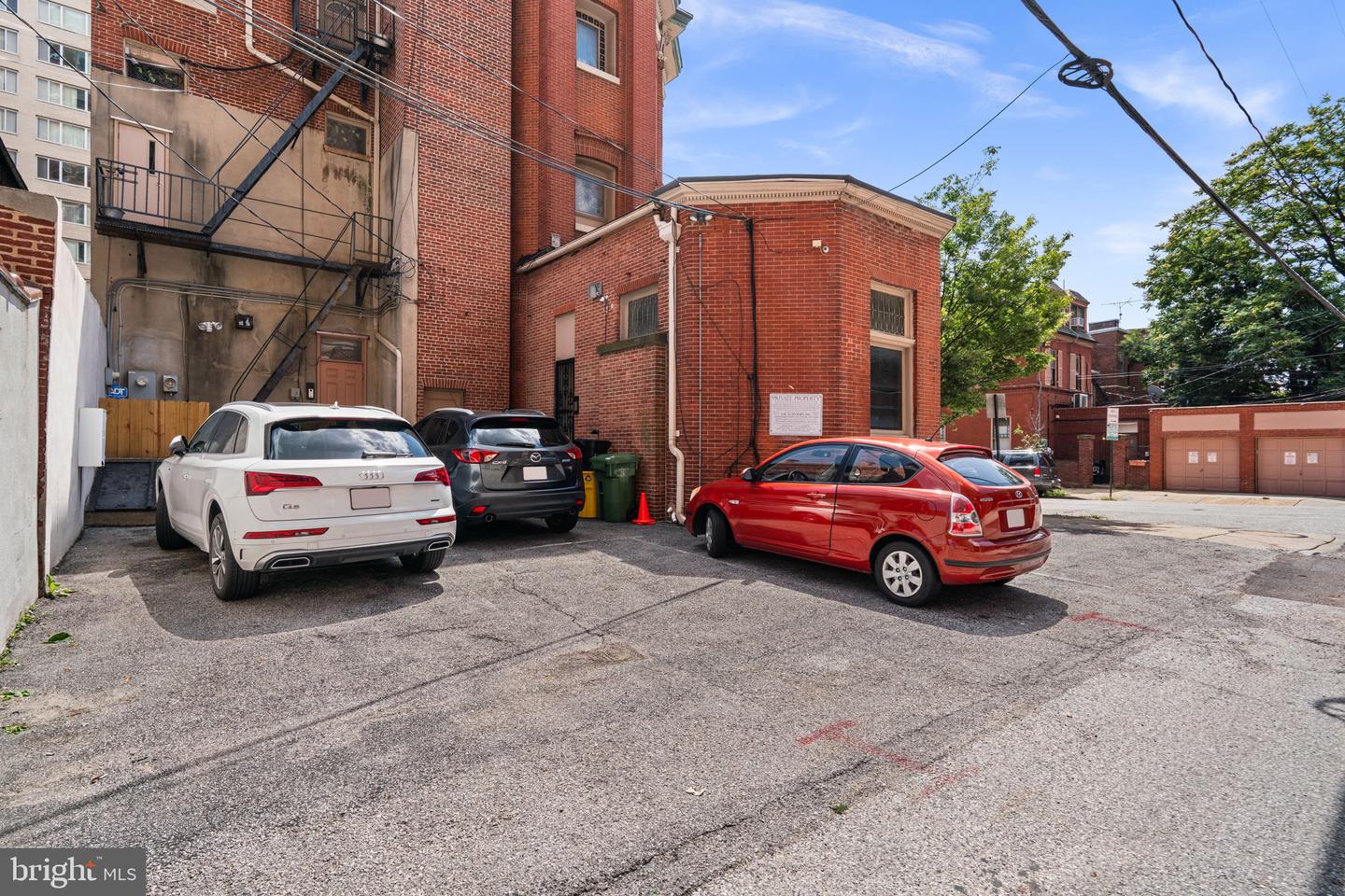 106 E Chase St Property Photo 70