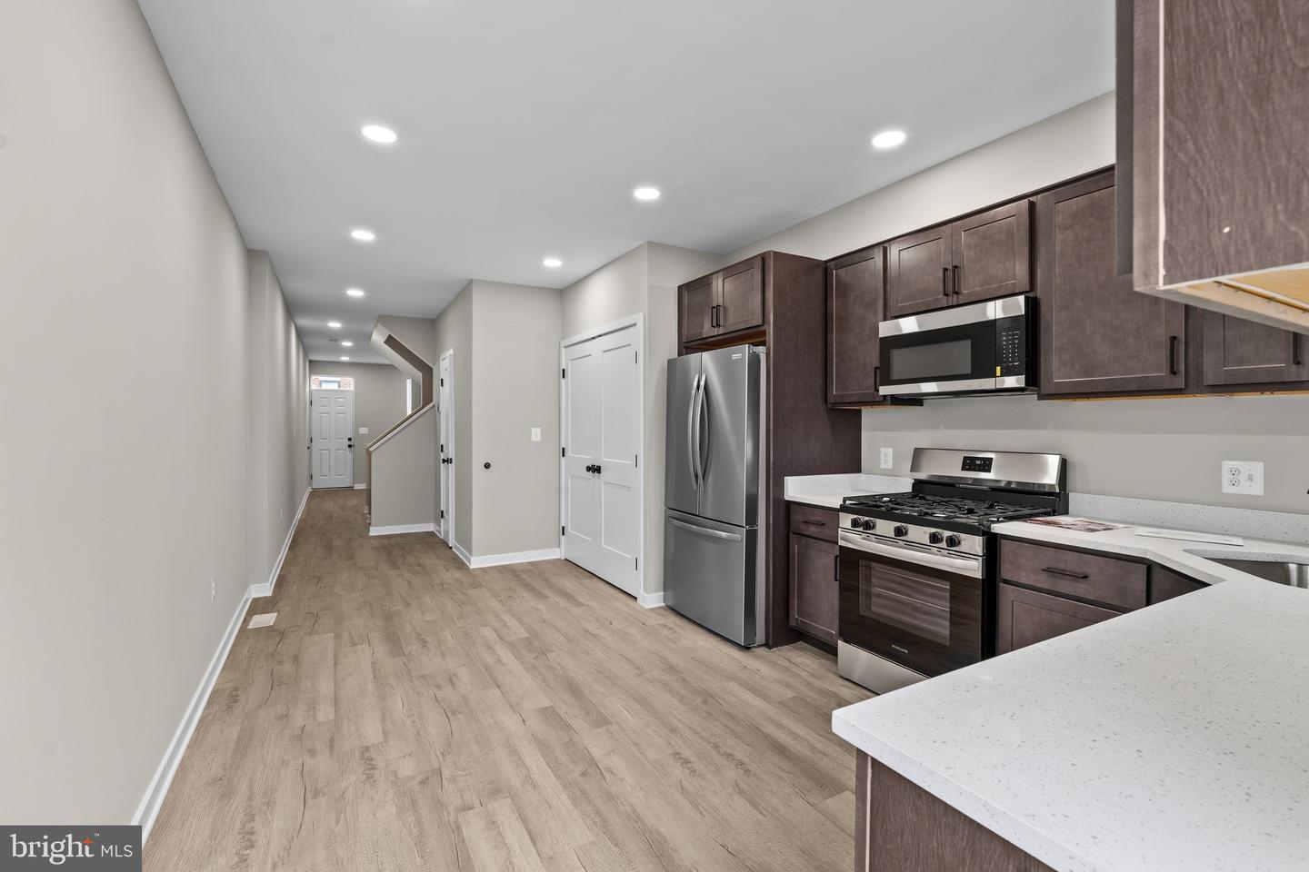 2715 Boone St Property Photo 4