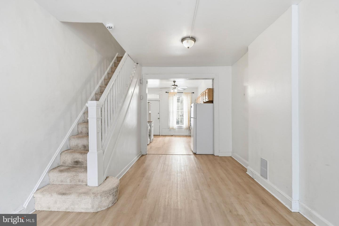 417 N Streeper St Property Photo 8