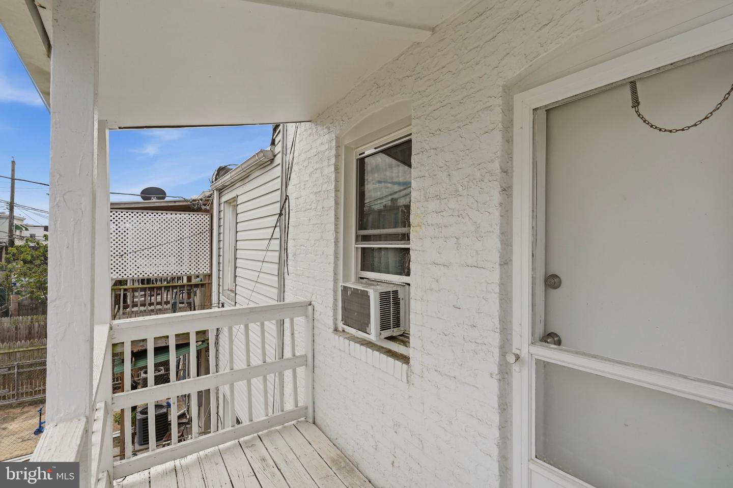 417 N Streeper St Property Photo 21